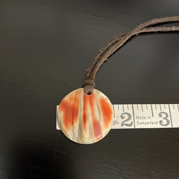 Polished Shell handmade Reversible doublesided necklace on a soft leather cord - Picture 5 of 7